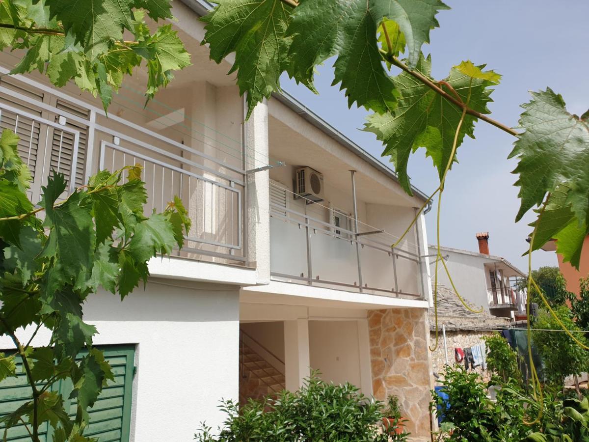 The Heart Of Dalmatia Apartment Primošten Екстериор снимка